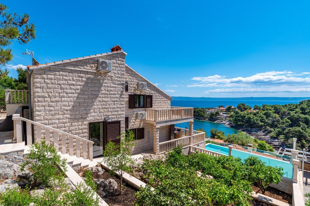 Villa Kadena - Luxury Seaside Villa With Private Heated Pool Selca  Esterno foto