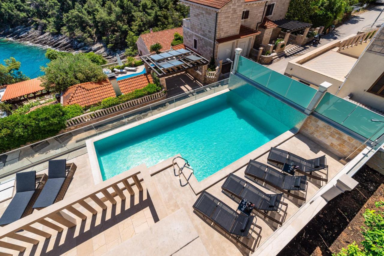 Villa Kadena - Luxury Seaside Villa With Private Heated Pool Selca  Esterno foto