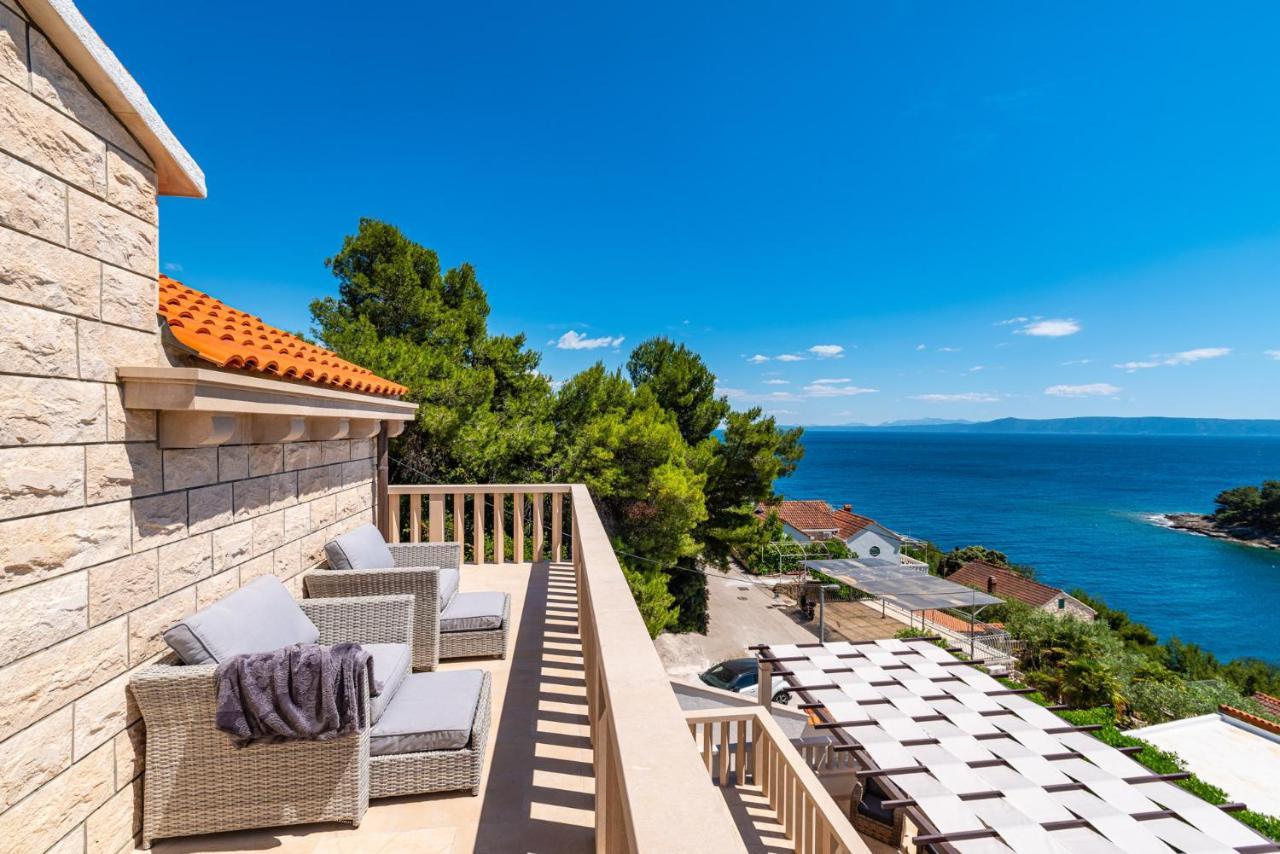 Villa Kadena - Luxury Seaside Villa With Private Heated Pool Selca  Esterno foto